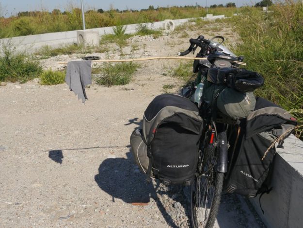 a bamboo stick on my bicycle to aid safe overtaking