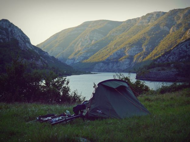 camping-next-to-mountains-in-bosnia-and-herzegovina