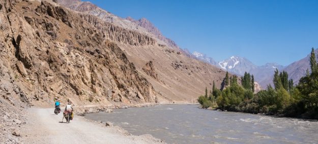 A picture of two super awesome cyclists in the Bartang Valley
